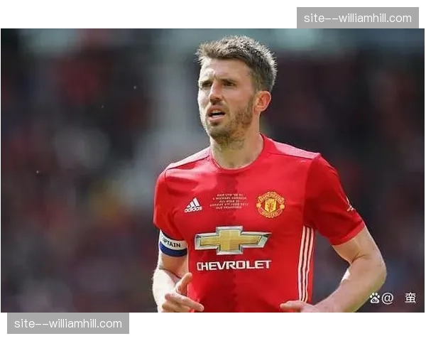 巴西卡塞米罗单后腰压力过大 曼联球员防守拦截任务繁重